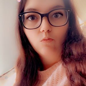 Meet your Posher, Vanessa